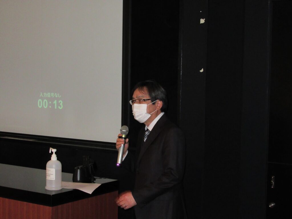 社長のご挨拶により、第28期方針説明会が始まります。