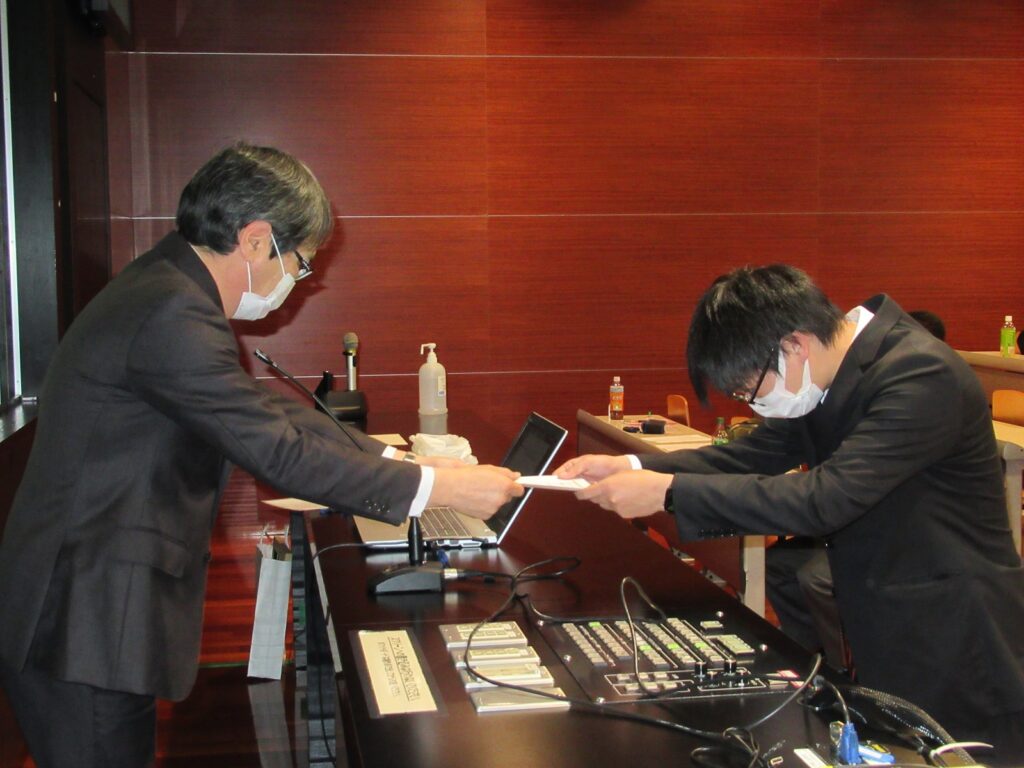 入社おめでとうございます。これから一緒に頑張りましょう！