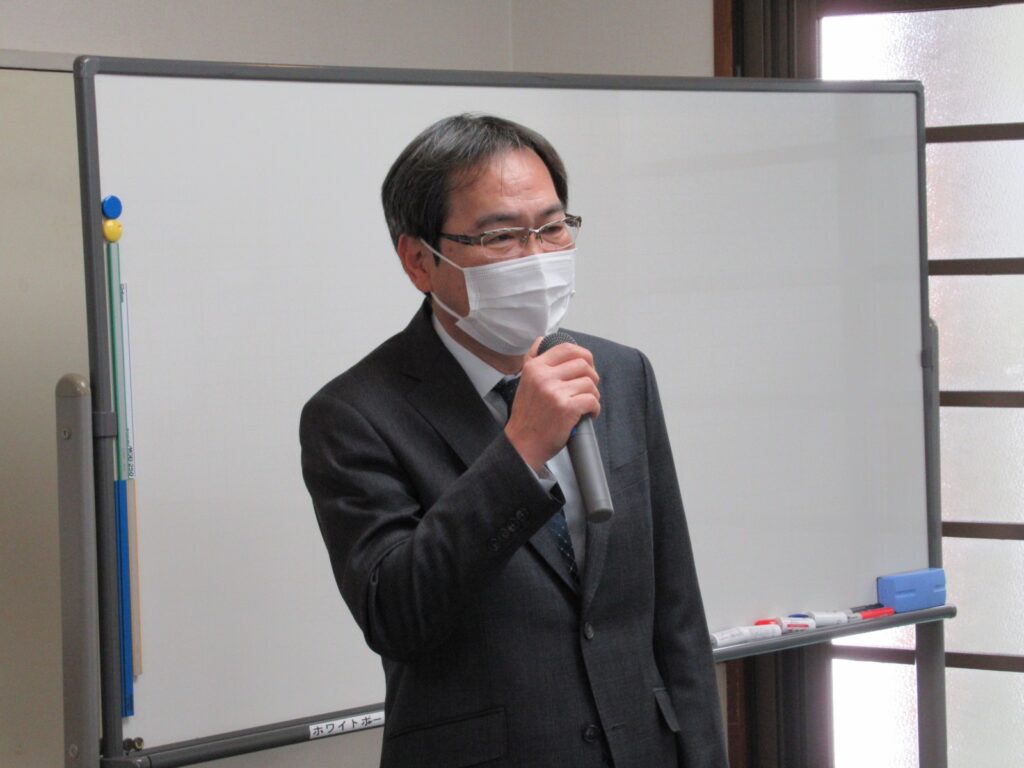 社長のご挨拶により、第28期方針説明会が始まります。
