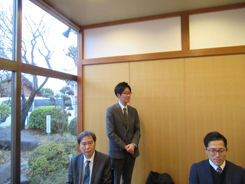 役員の挨拶から懇親会の始まりです。