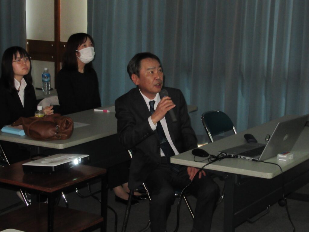 まずは社長のご挨拶により、第30期方針説明会が始まります。