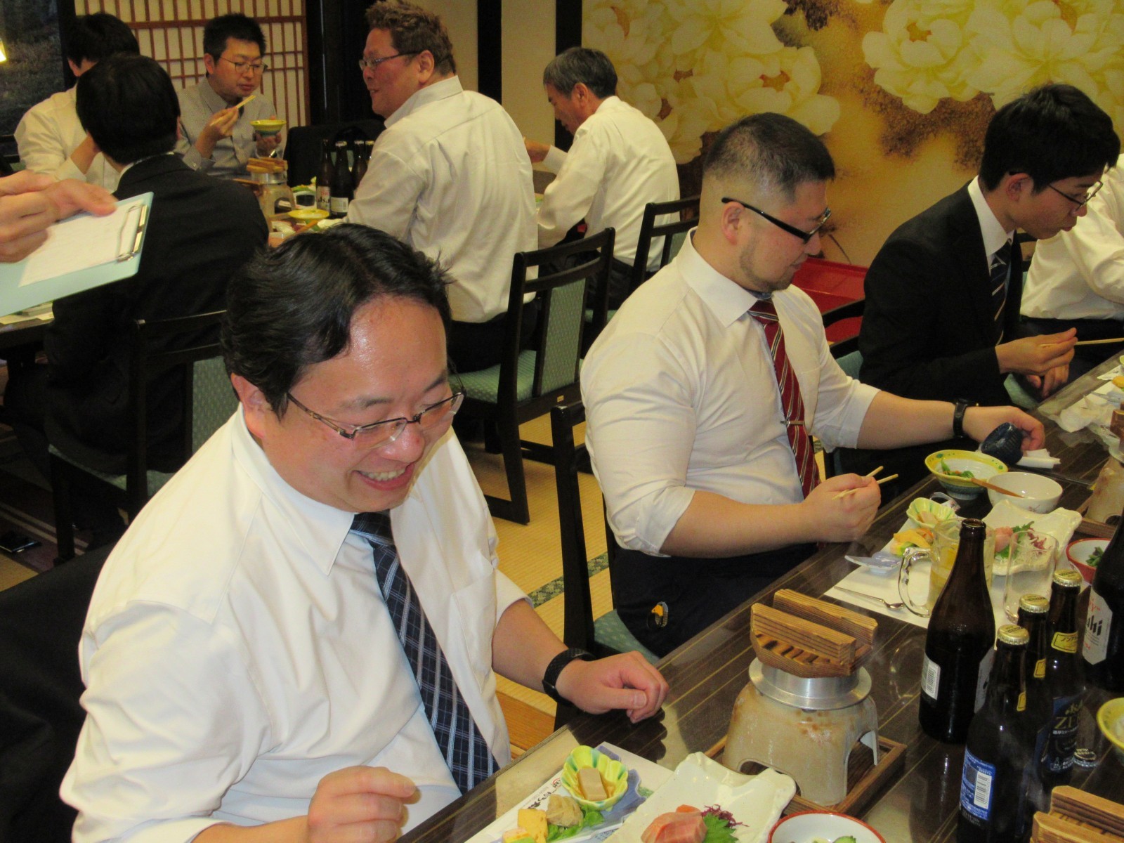 食事と交流を楽しみながら、今期に向けた英気を養いました！